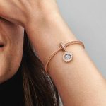 Подвеска Pandora Rose Яркий голубой диск